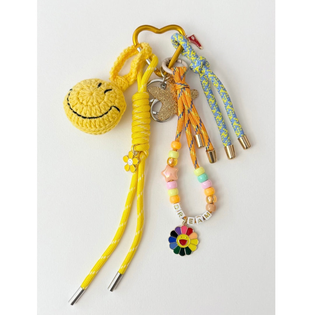 Bijoux de sac et téléphone
