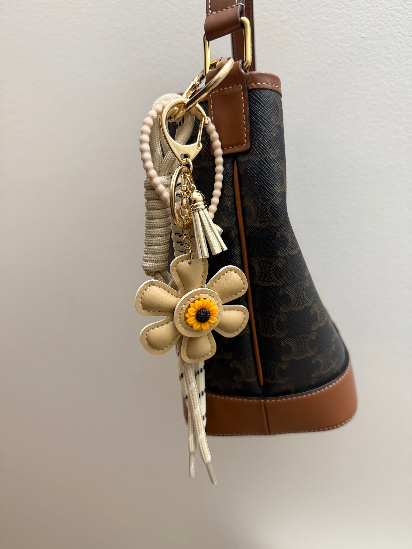 Flora - Beige