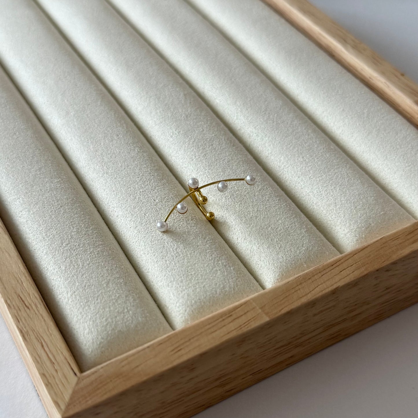 Earcuff Batia - monoboucle vendue à l’unité
