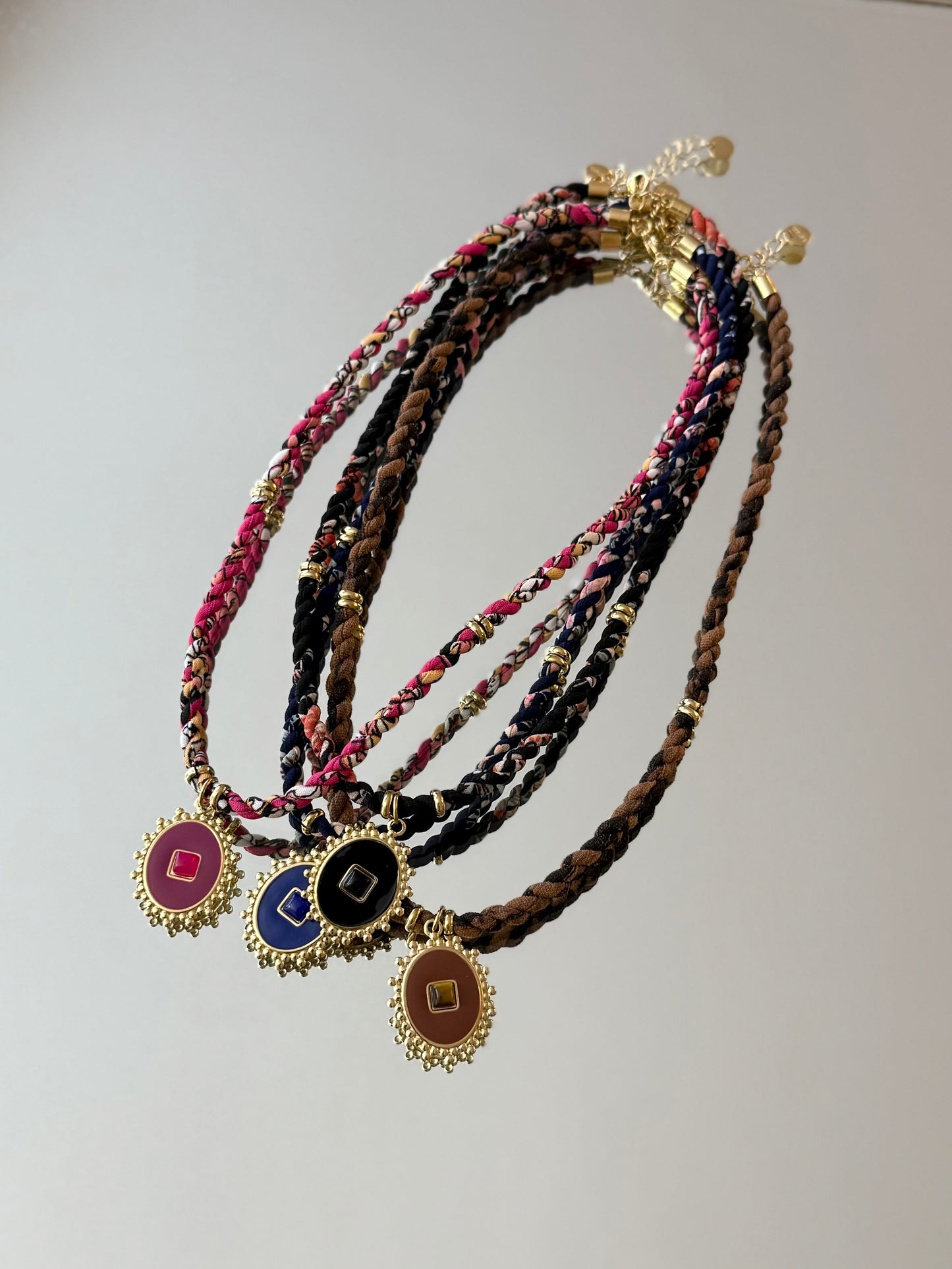 Tessia - plusieurs couleurs disponibles