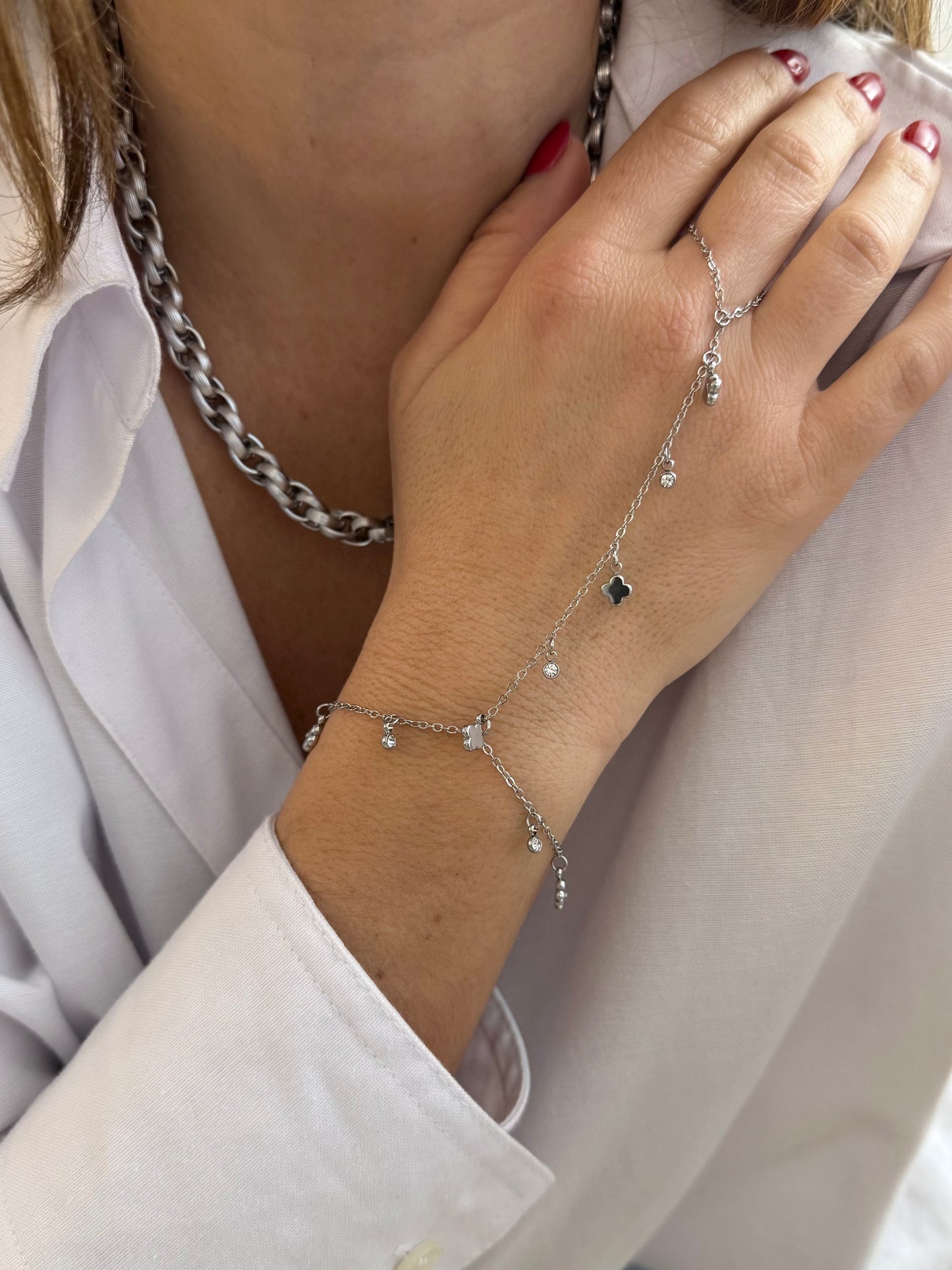 Malina - Chaîne de main - doré ou argent