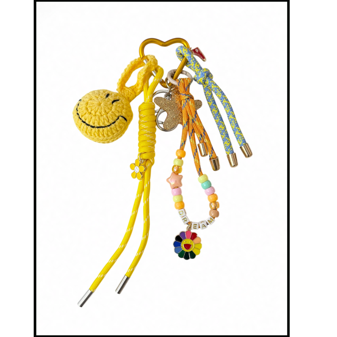 Bijoux de sac et téléphone