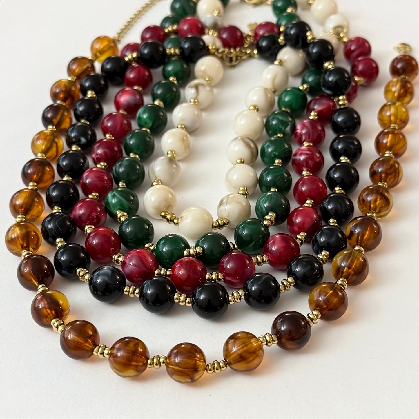 Ursula - plusieurs couleurs disponibles