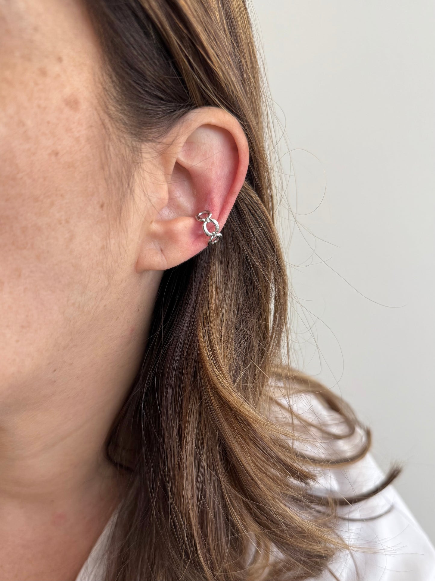 Earcuff Lise - monoboucle vendue à l’unité - doré ou argent