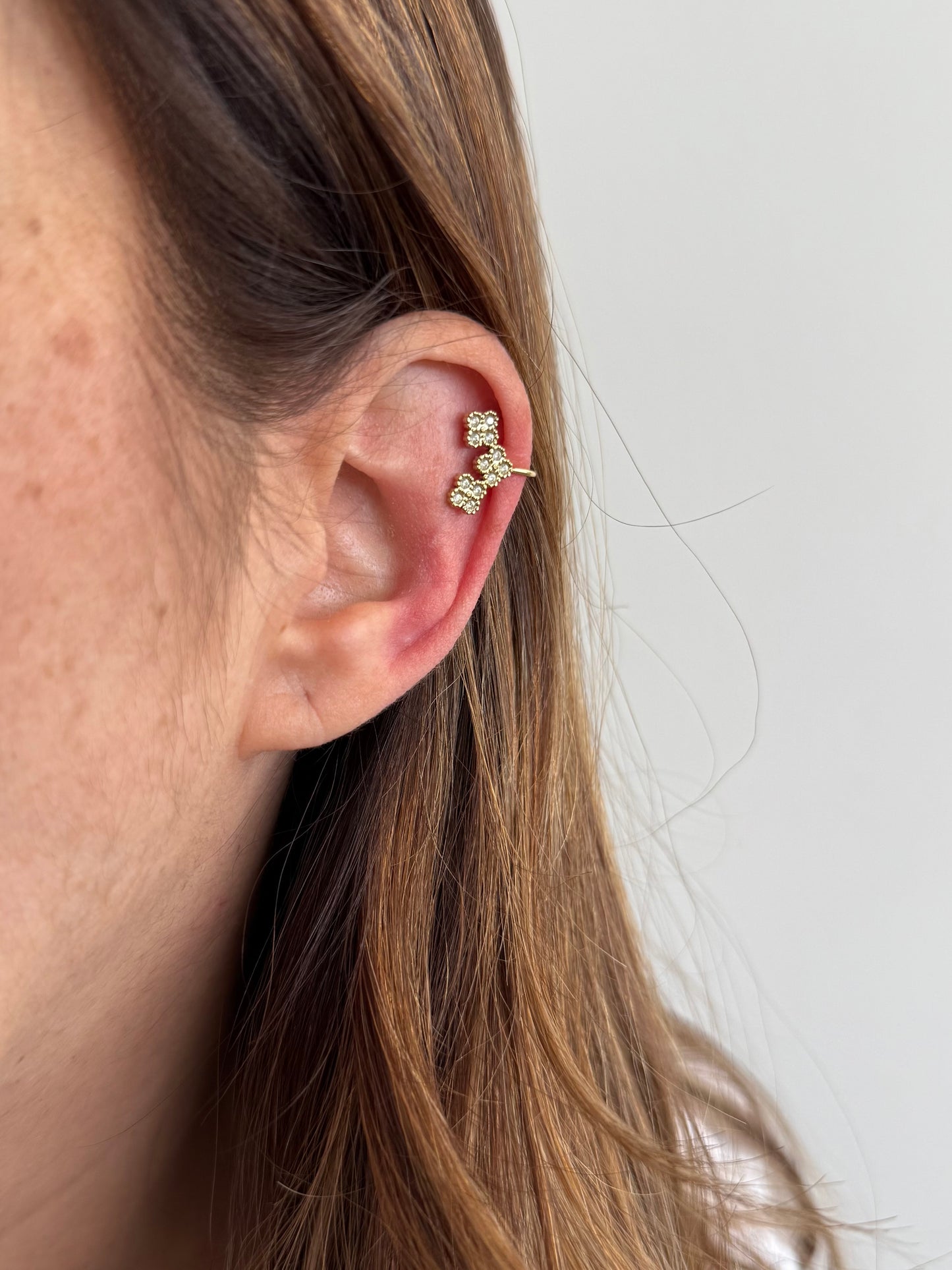 Earcuff Tera - monoboucle vendue à l’unité - doré ou argent