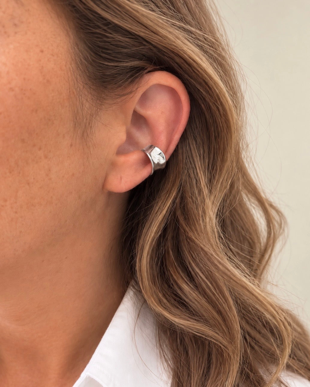 Earcuff Romi - monoboucle vendue à l’unité - doré ou argent