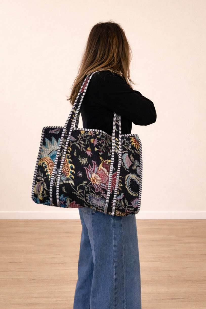 Sac cabas en coton matelassé - Tissu Fleuri noir