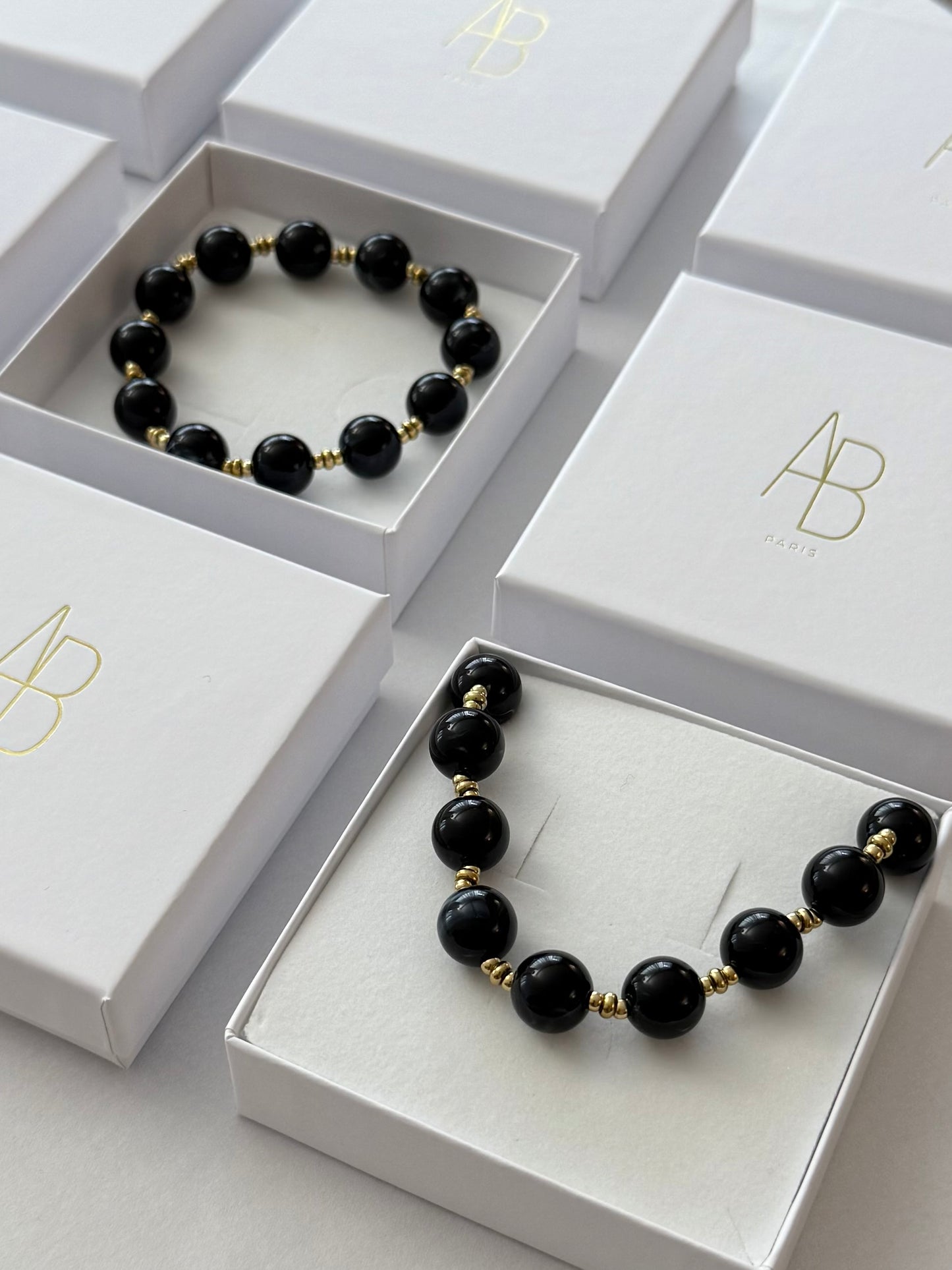 Le duo Ursulla noir - 𝑆𝑒́𝑙𝑒𝑐𝑡𝑖𝑜𝑛 𝑠𝑝𝑒́𝑐𝑖𝑎𝑙𝑒 𝑁𝑜𝑒̈𝑙